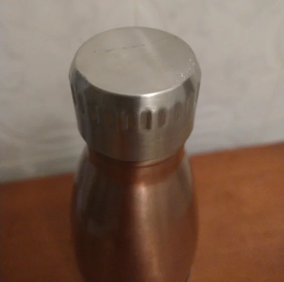 Complete Home Stainless Steel Water Bottle - Picture 9 of 10